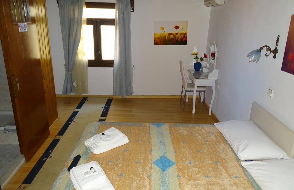Anemones Rooms Chania  Ngoại thất bức ảnh